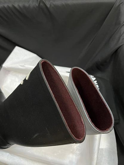 Viral Rubber Boots