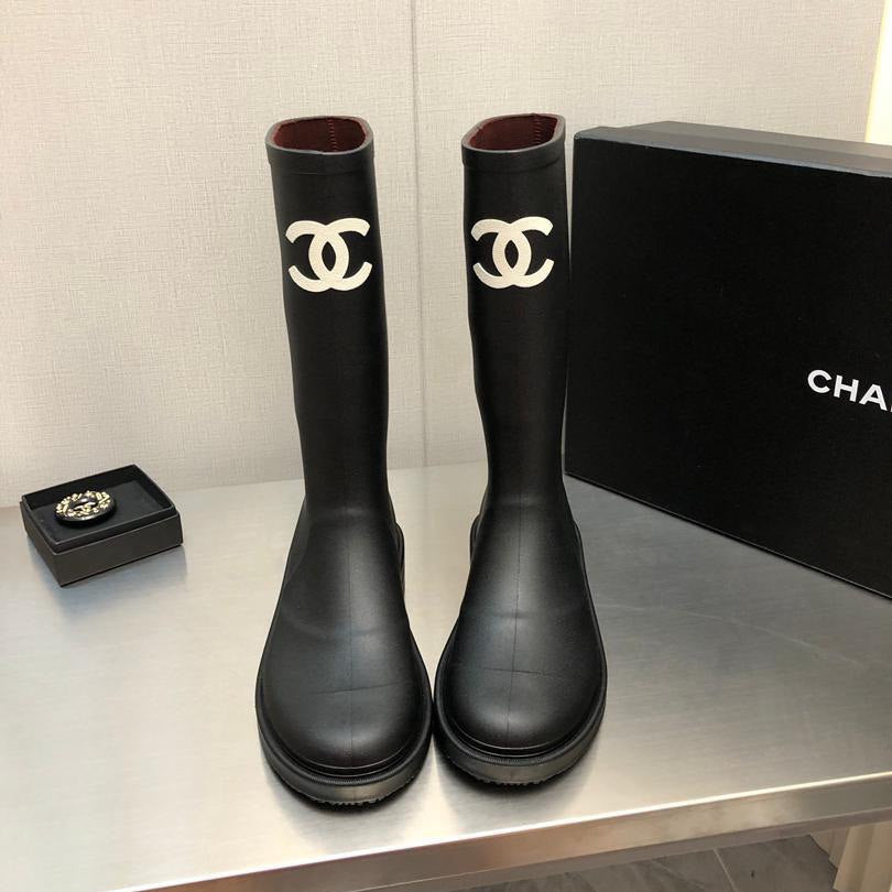 Viral Rubber Boots