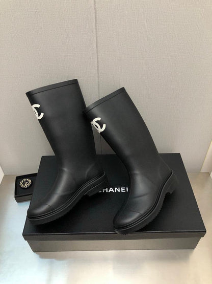 Viral Rubber Boots